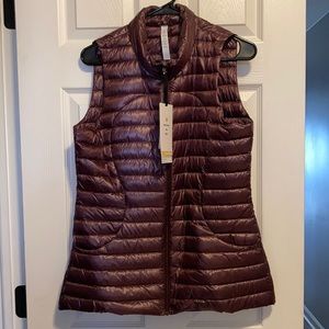 NWT lululemon pack it down vest